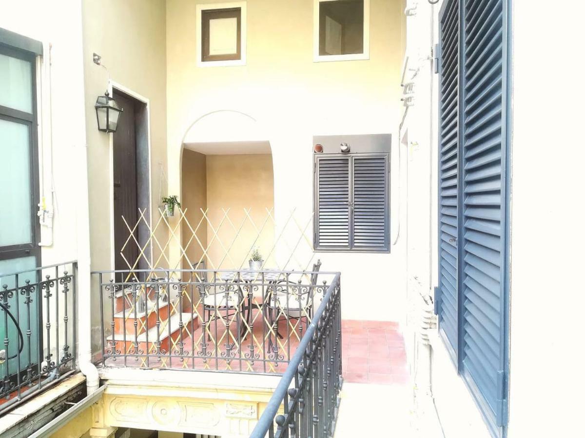 Dimora Del Sole Apartment Catania Exterior photo